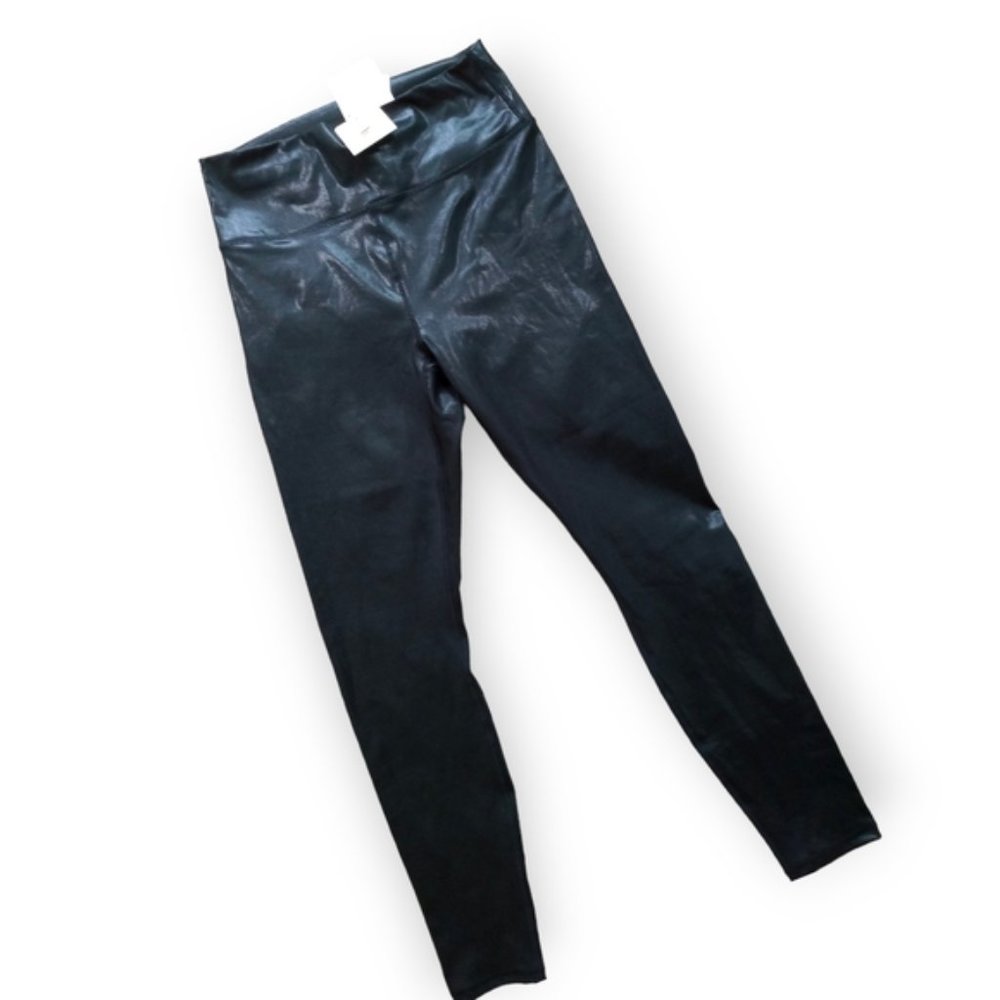 Fabletics Define PowerHold High-Waisted 7/8 Legging Shiny Black size large - Picture 7 of 9